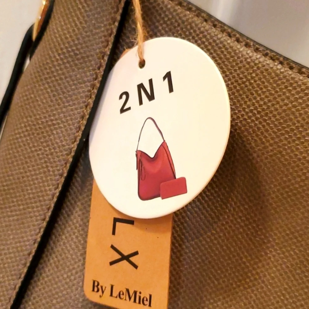 Elegant Tan Shoulder Bag